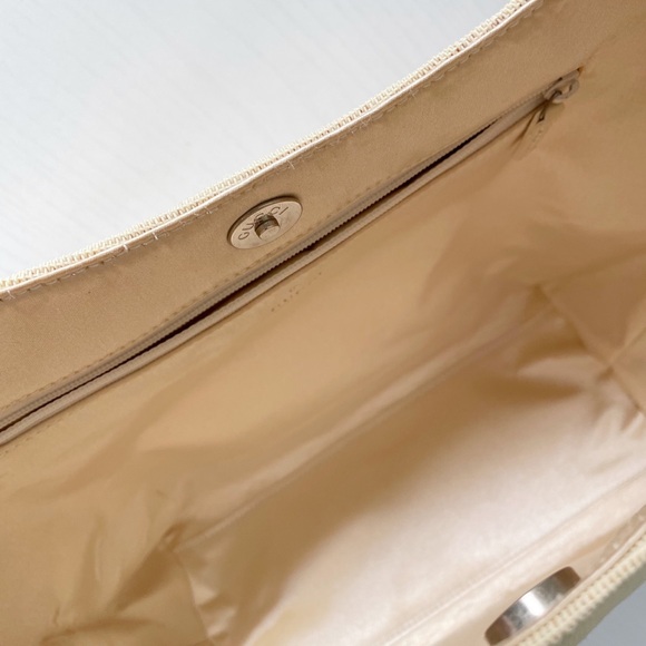 Gucci ivory white nylon vintage metal handle shoulder bag 90s - Picture 7 of 12